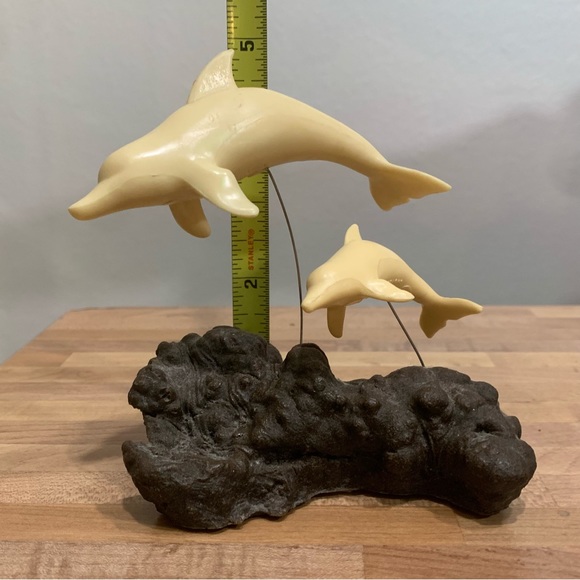 Vintage 1975 New Designs Dolphin and Calf on Burlwood Sculpture 5” MCM Decor - Picture 6 of 6